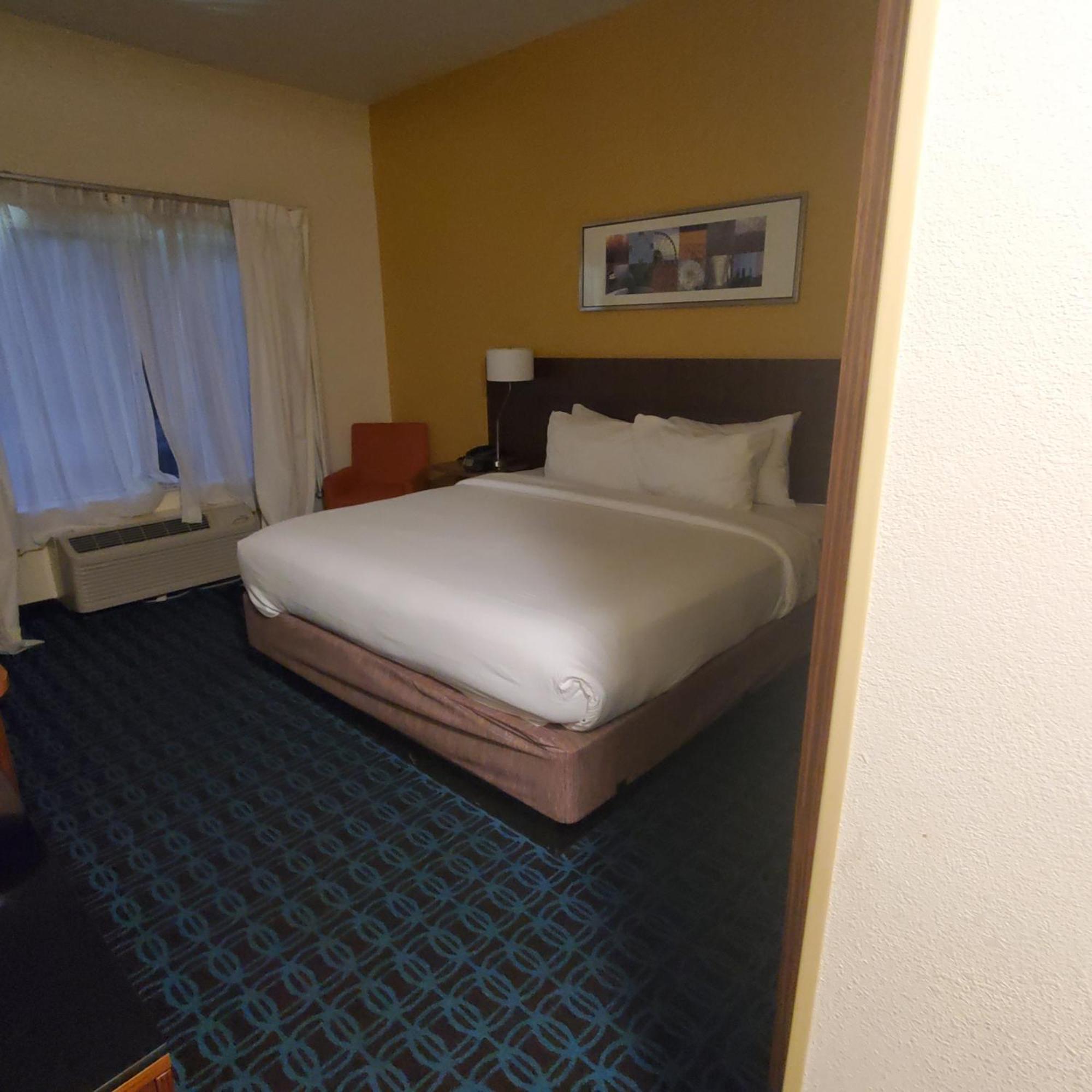 Rodeway Inn Macon Exteriör bild